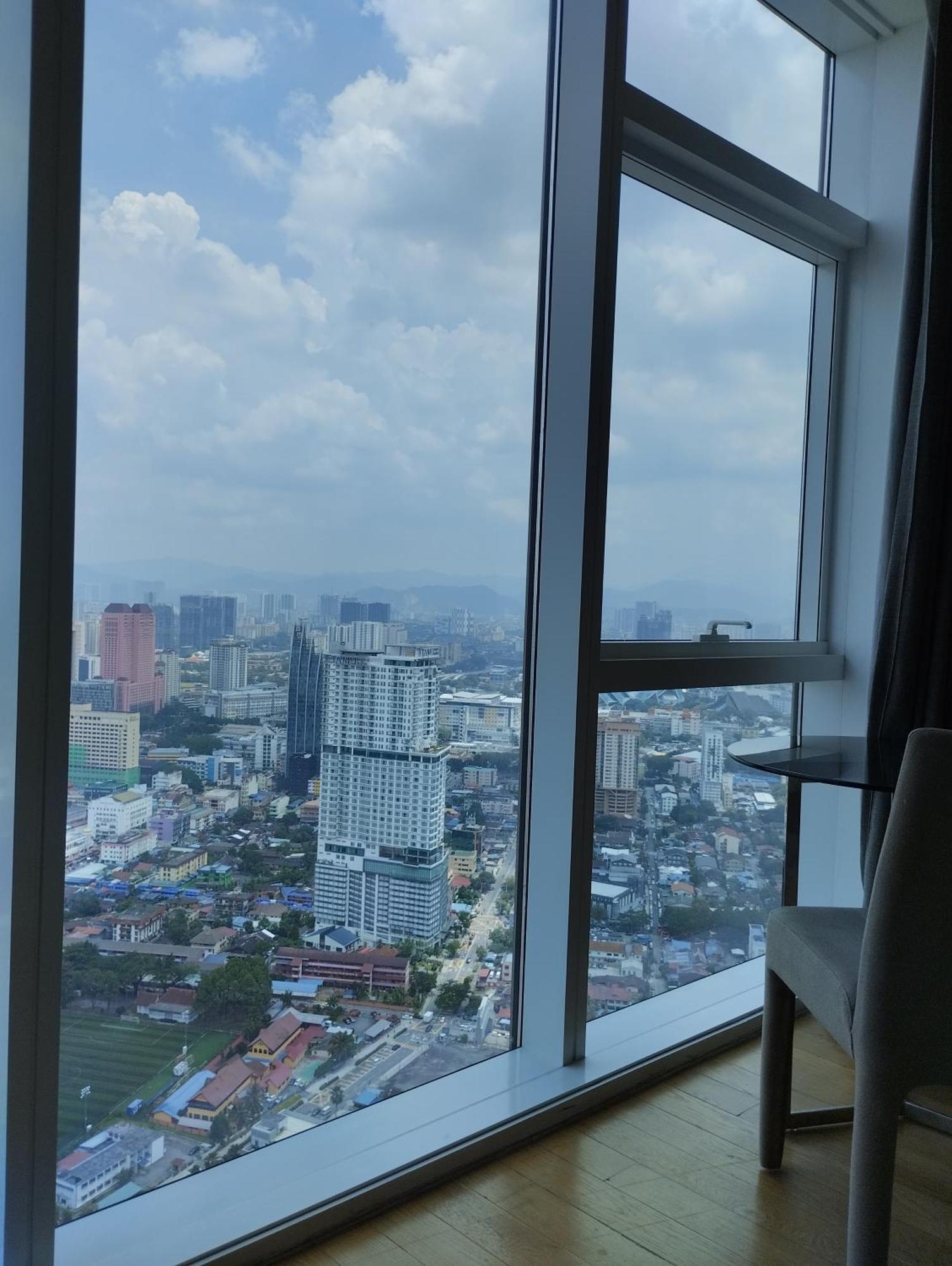 Platinum Suites Klcc 51 *